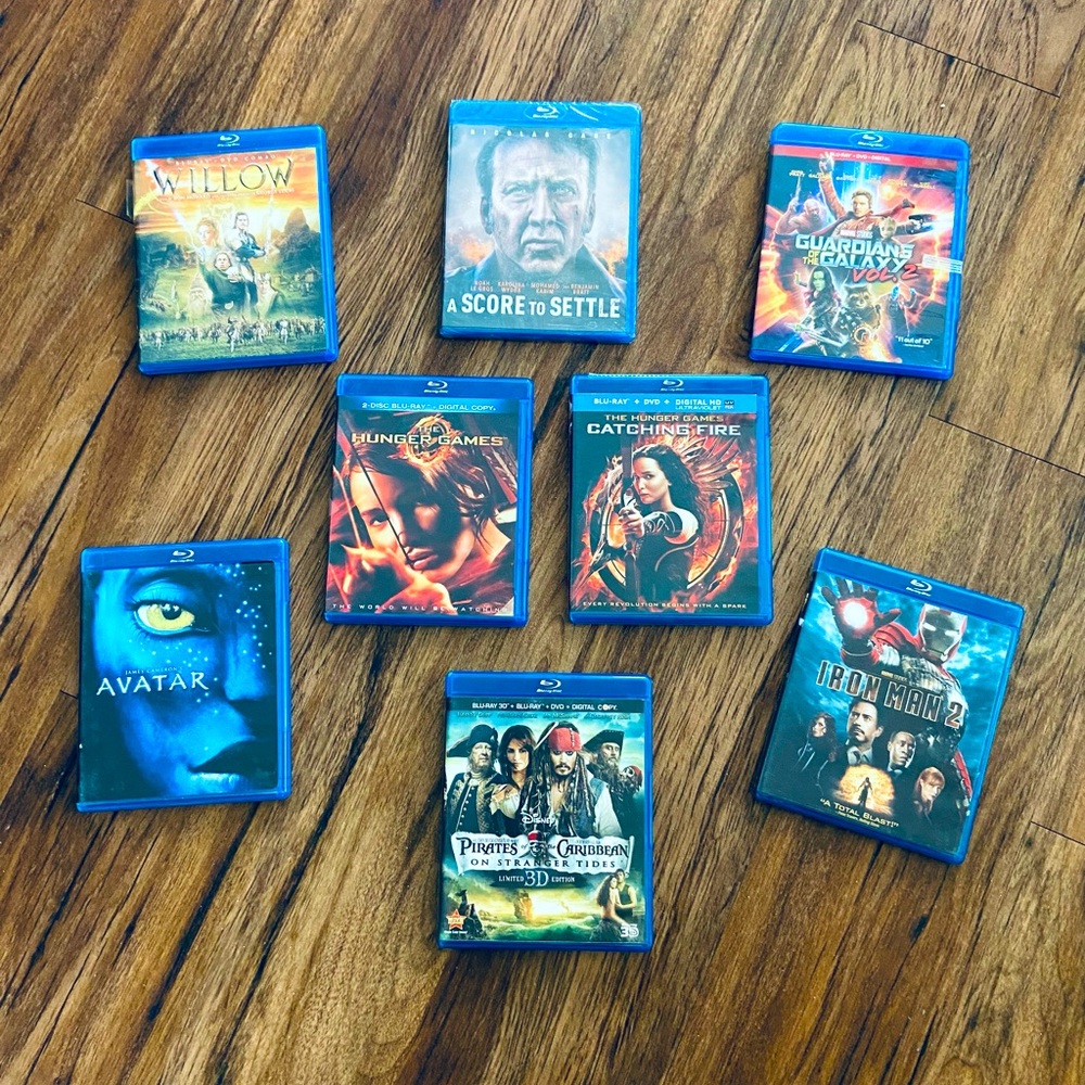 8 Blu-ray Popular Movies